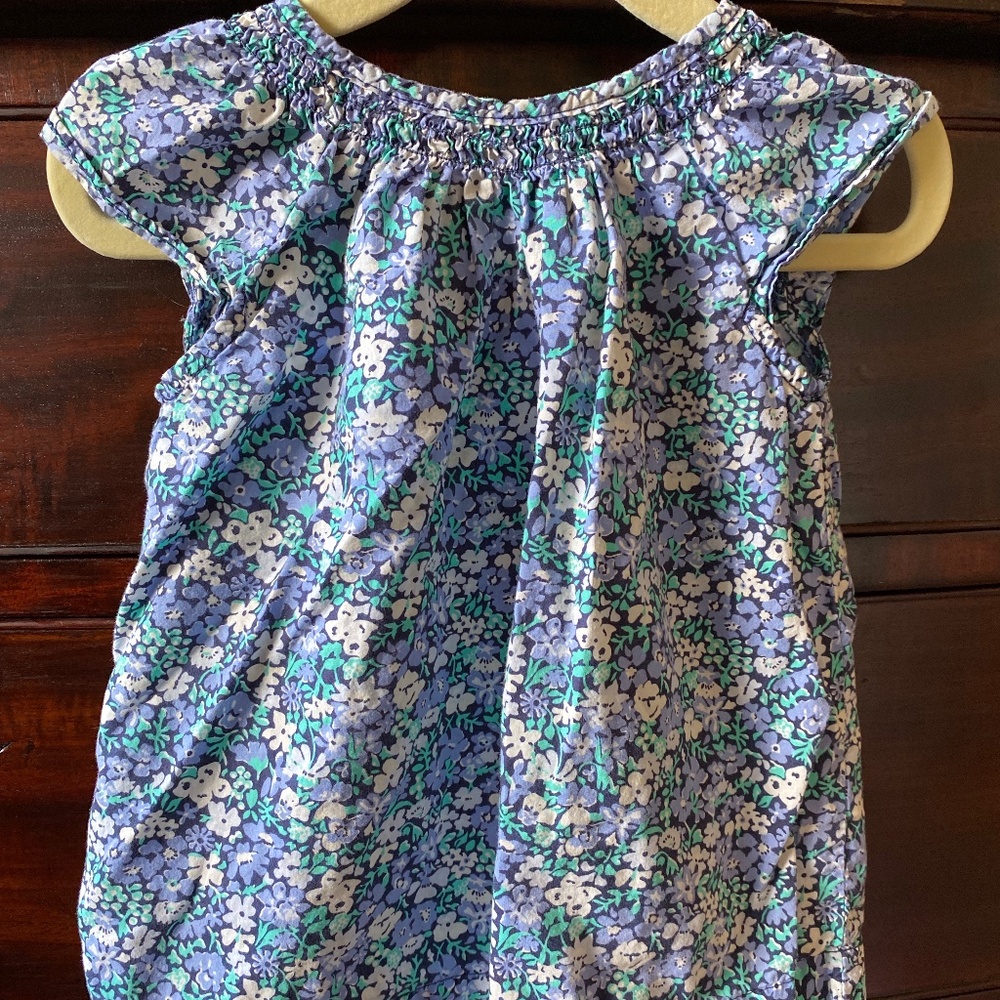 OshKosh Smocked Floral Top Size 18 Month